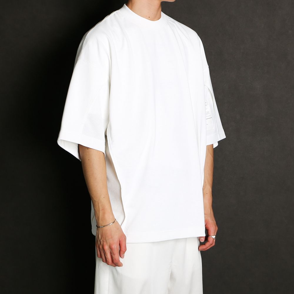 POCKET T-SHIRT / 9211-CS11-027 pieces
