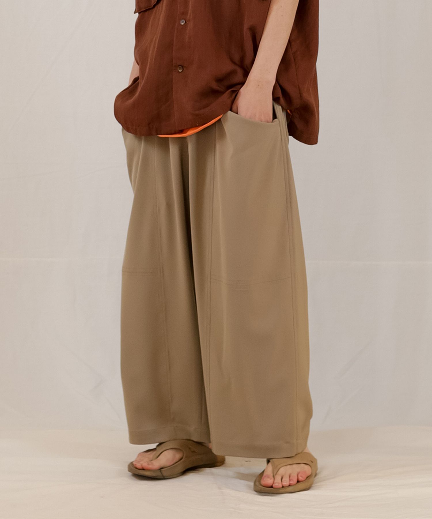 NOIE DESIGN SEAM WIDE PT / ワイドパンツ / 479118