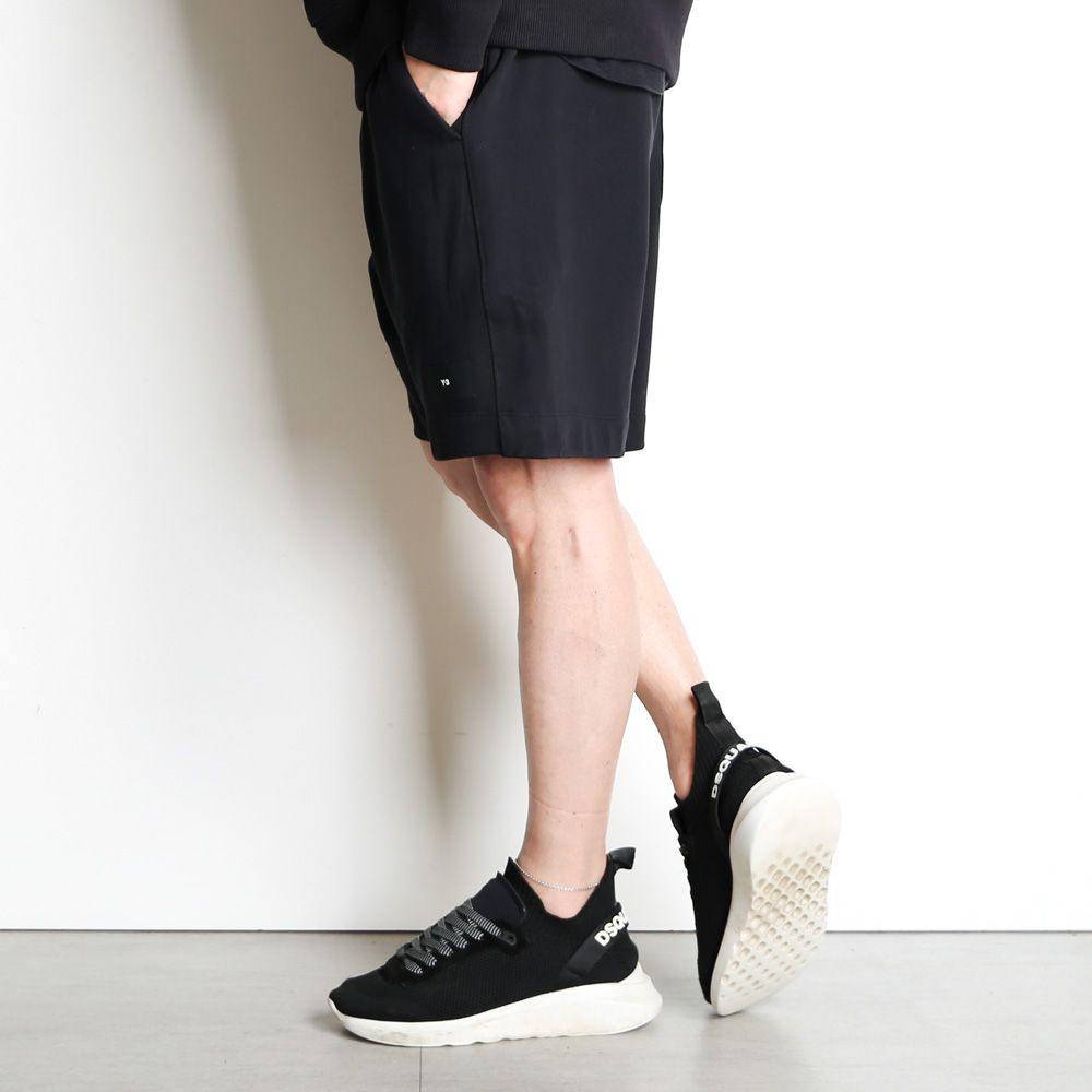 Y-3 - FT SHORTS / H44784 | chemical conbination