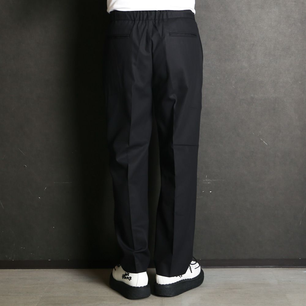 Flat Tapered Easy Trousers - Black / オーガニックGIZA60/3サバイバルクロス® - フラットテーパードイージートラウザーズ / A26C03PT01C