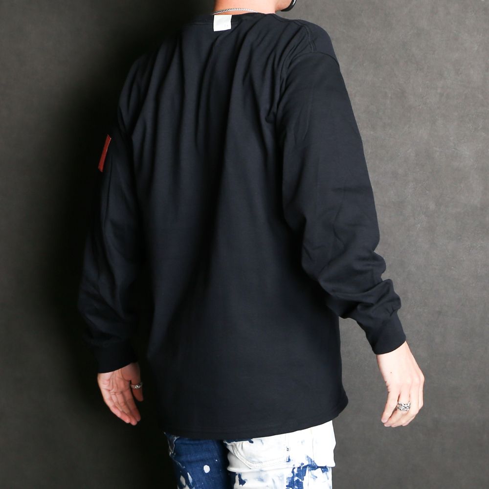 CREW NECK LONG SLEEVE T-SHIRT / 9211-CS82 pieces