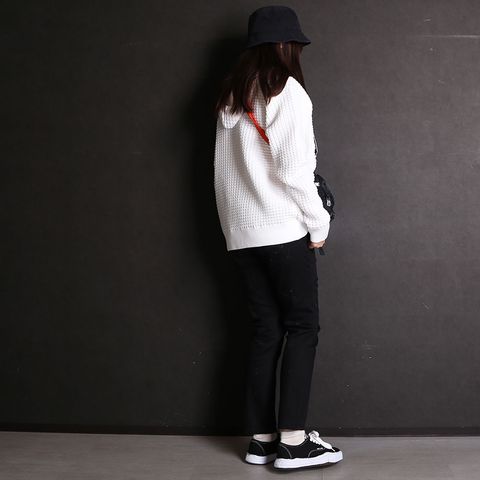 【1PIU1UGUALE3 RELAX】【RESOUND CLOTHING】【Y-3】【Calvin Klein Jeans】【Maison MIHARA YASUHIRO】(女性モデル166cm)