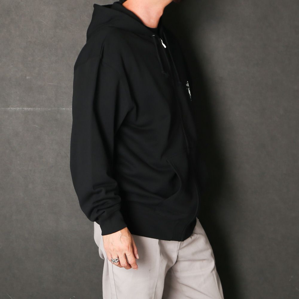 HUNGRY ZIP UP HOODIE - BLACK / ジップアップパーカー
