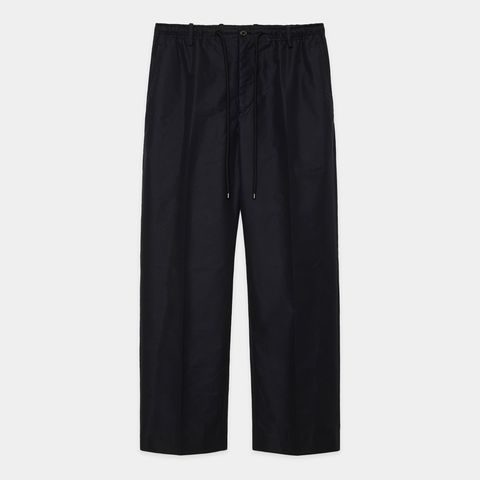 FLAT TAPERED EASY TROUSERS - BLACK / 120/2 GIZAコットン×リサイクルポリエステルウェザー - フラットテーパードイージートラウザーズ / A25A04PT02C