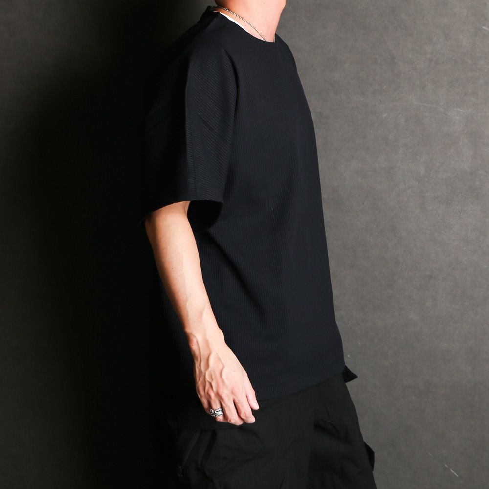 THE LINKED WAFFLE S/S TEE - BLACK / 2501002