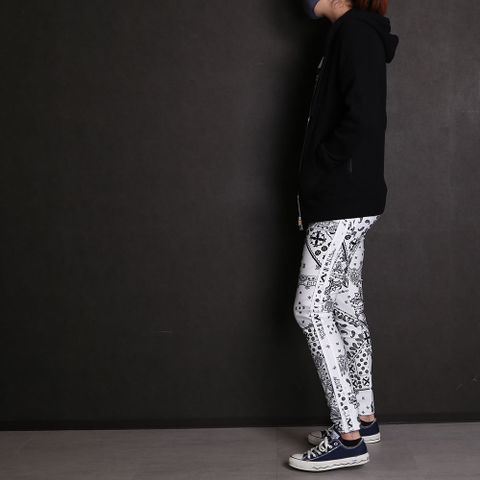 Seagreen×RESOUND CLOTHING(女性モデル173cm)