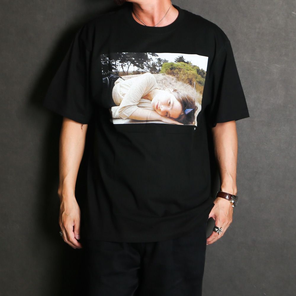【Bjork by Kevin Cummins×GDC】 Color Tee - BLACK / Tシャツ / GD0583