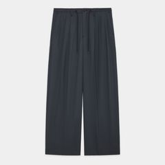 TRIPLE PLEATED EASY TROUSERS - CHARCOAL / オーガニックウール2/80トロピカル - トリプルプリーテッドイージートラウザーズ / A26B04PT02C