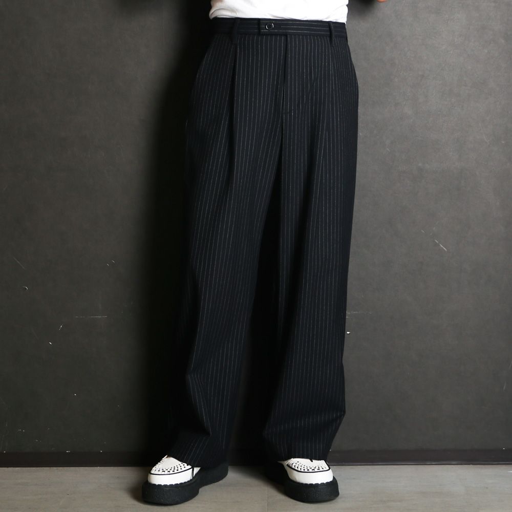 Wide Chalk Stripe Utility Trousers / ワイドトラウザー - ポリエステルレーヨン 2WAYストレッチ / SN-633B