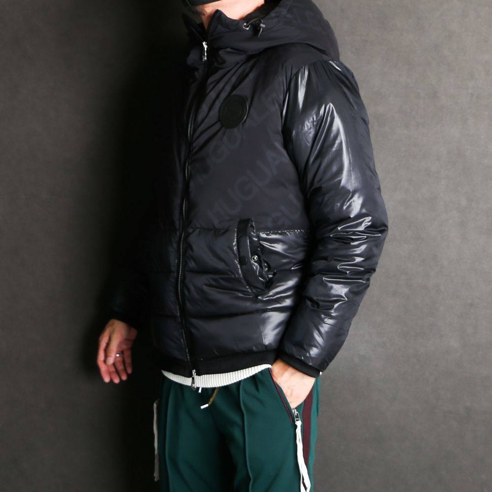 DIAGONAL LOGO HOODIE / 総柄ロゴパデッドパーカー / USO-22072