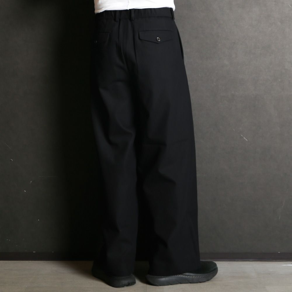 TRIPLE PLEATED WIDE TROUSERS - BLACK / オーガニックコットン サバイバルクロス - トリプルプリーテッドイージートラウザーズ / A26A93PT03C