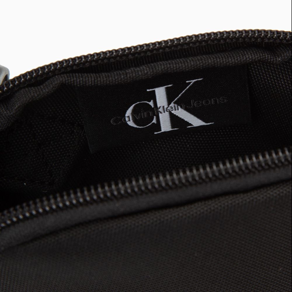SPORT ESSENTIALS PHONE XBODY CB / ショルダーバッグ / HP2000