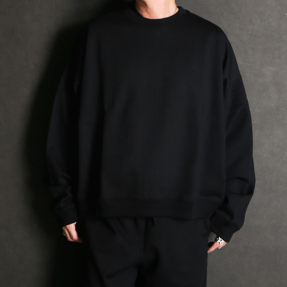 HUGE SHORT SWEAT - BLACK / オーガニックコットンヘビー吊裏毛 - ヒュージショートスウェット / A26A09CS02C