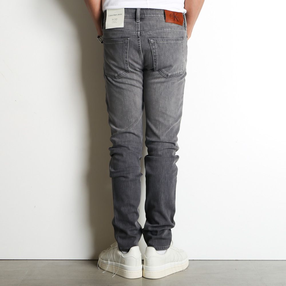 Slim Taper Abraded Stone 37.5 Jeans / スリムテーパード デニムパンツ / 4RE749G