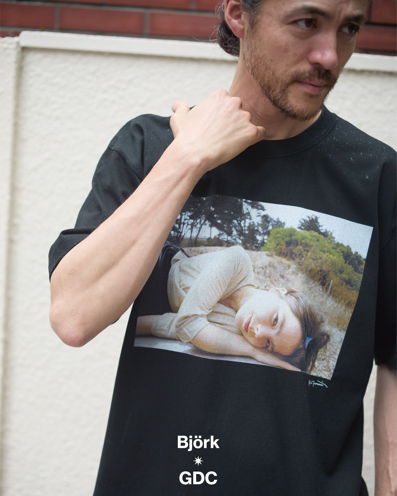 GDC - 【Bjork by Kevin Cummins×GDC】 Color Tee - BLACK / Tシャツ