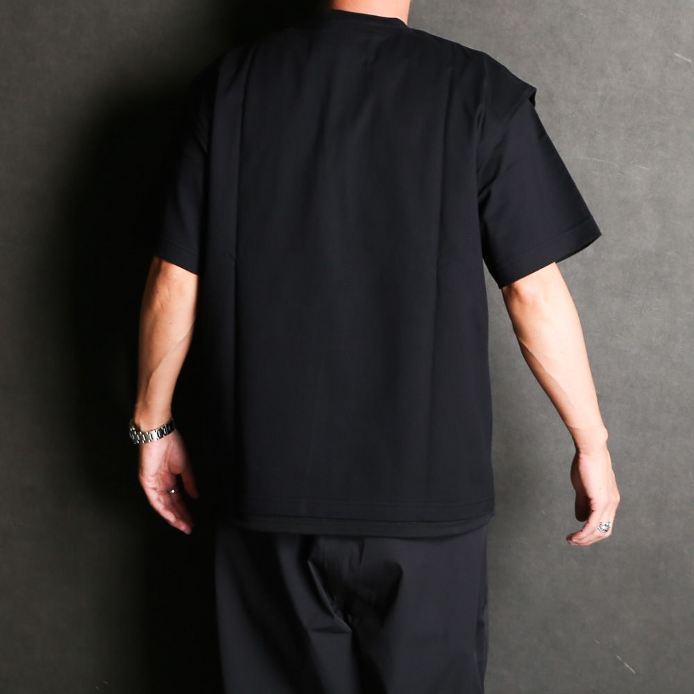 THE FUNCTIONAL LAYERED S/S TEE WITH BREATHABLE - BLACK / 2401002