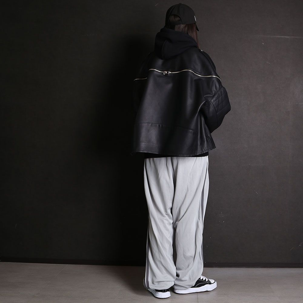 【FACETASM】【Maison MIHARA YASUHIRO】コーディネート(女性モデル167cm)