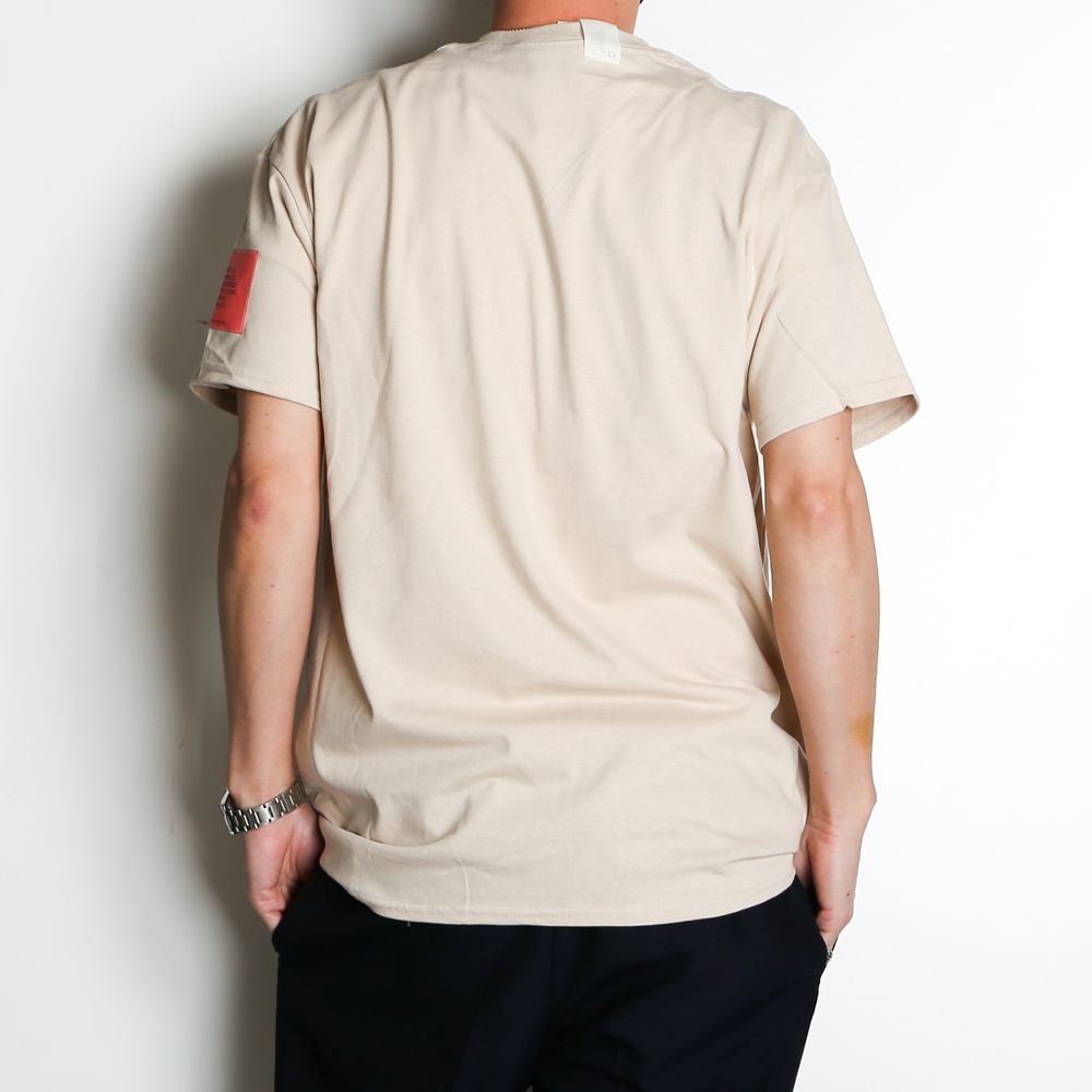 CREW NECK SHORT SLEEVE T-SHIRT / 9211-CS83 pieces