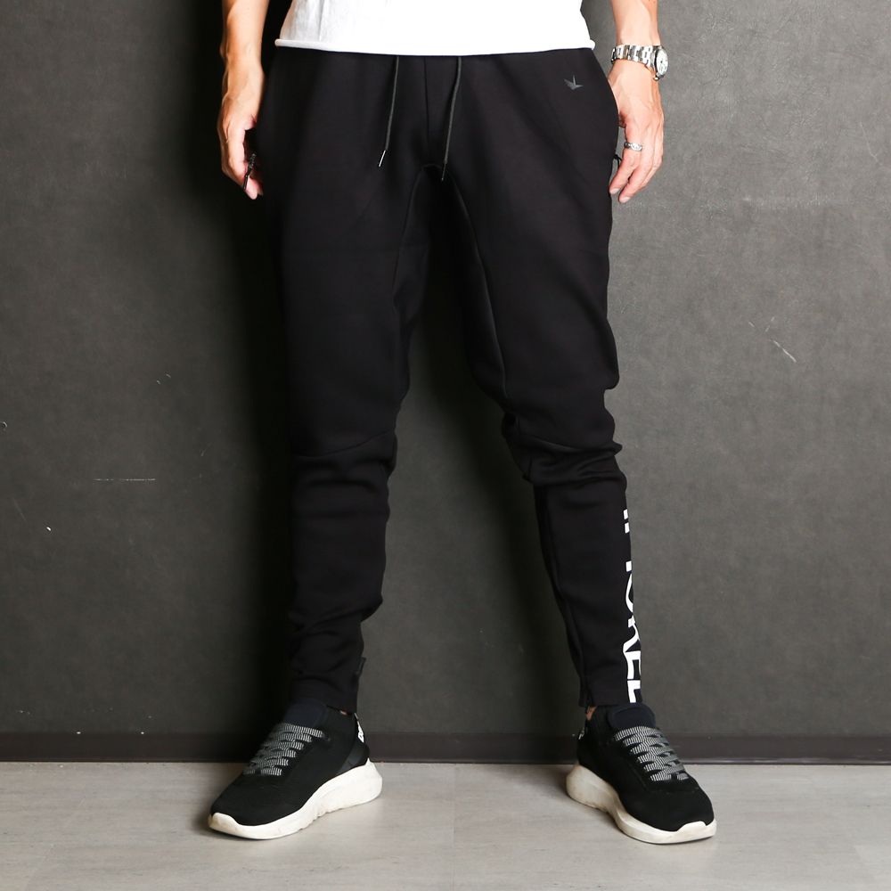 1PIU1UGUALE3 RELAX - TECH HEM LOGO LONG PANTS / テックスウェットパンツ / USB-22085 |  chemical conbination