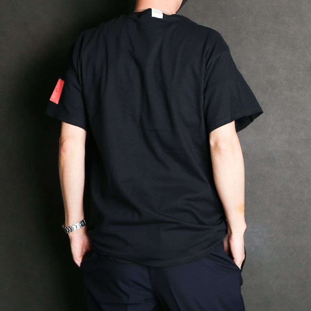CREW NECK SHORT SLEEVE T-SHIRT / 9211-CS83 pieces