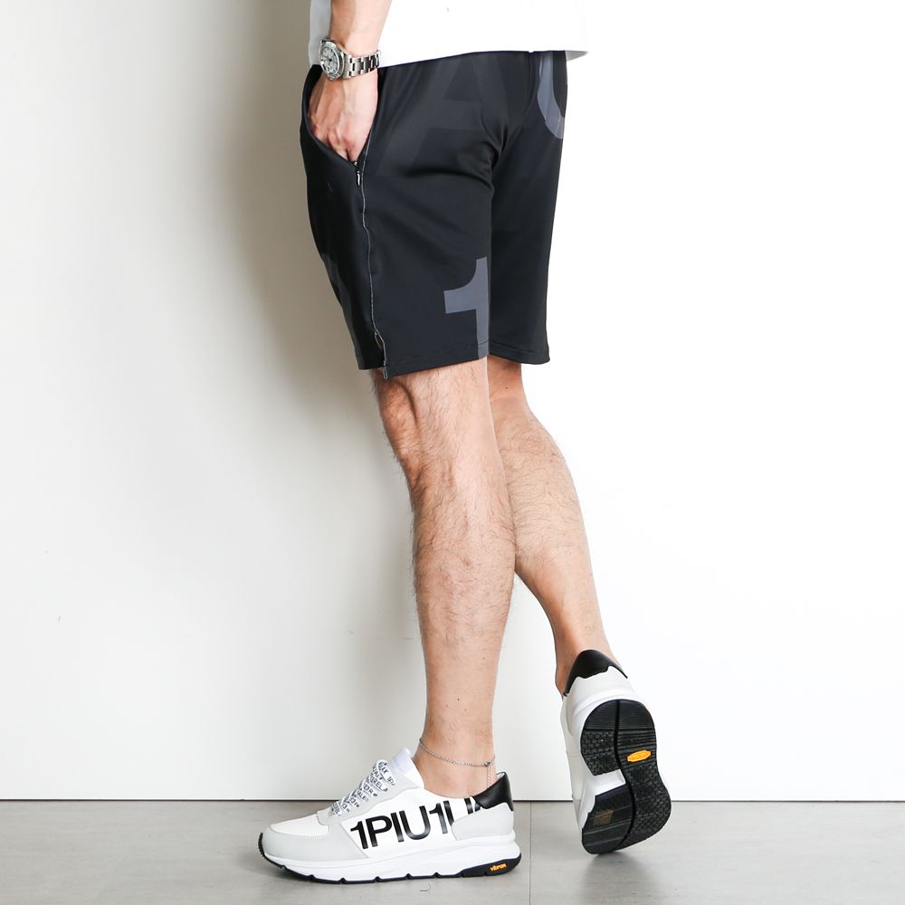 Rash guard SHORTS / ランダムロゴ ラッシュガードハーフパンツ / USB-21012
