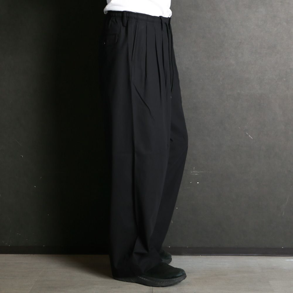 TRIPLE PLEATED EASY TROUSERS - BLACK / 60/2オーガニック強燃ボイル3/2ツイル - トリプルプリーテッドイージートラウザーズ / A26A16PT02C