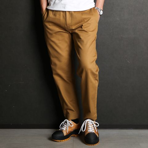 VINTAGE TYPE CHINO CLOTH TUCK TROUSERS - BEIGE / 1タックテーパード チノパンツ / CL-24SS006 CL-24SS006 CALEE