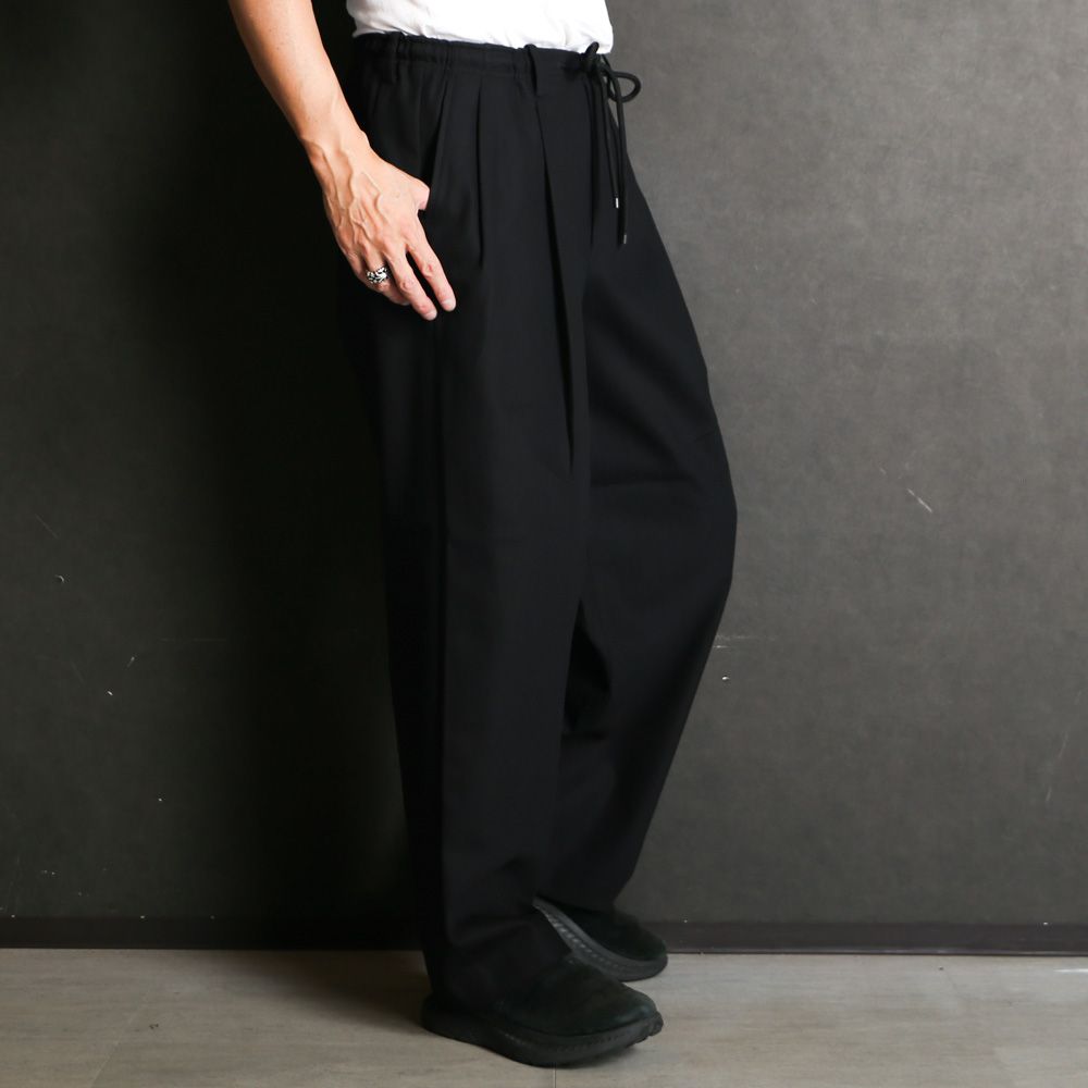 DOUBLE PLEATED EASY TROUSERS - BLACK / オーガニックコットン サバイバルクロス - ダブルプリーテッドワイドトラウザーズ / A26A93PT02C