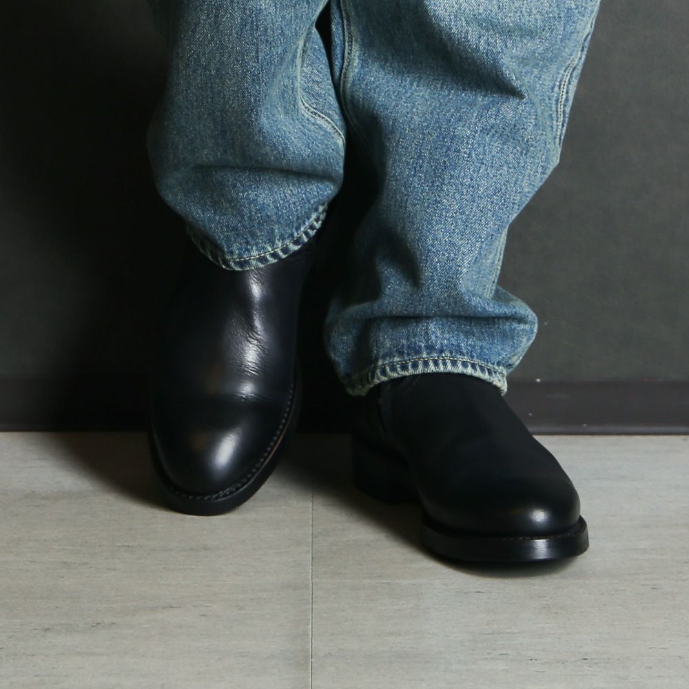 Leather Back Laceup Boots - BLK / MGK-008