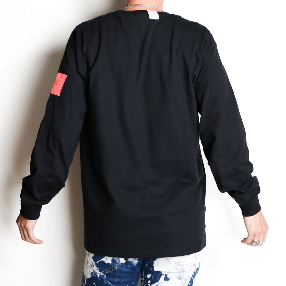 CREW NECK LONG SLEEVE T-SHIRT / 9211-CS82 pieces