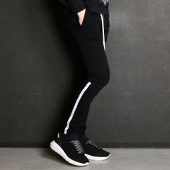 【Calvin Klein Jeans】【RESOUND CLOTHING】【Maison MIHARA YASUHIRO】コーディネート(女性モデル167cm)