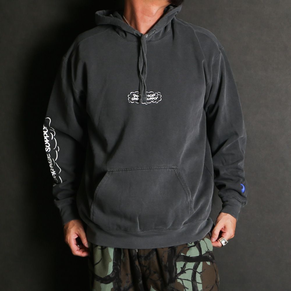 RUNNING LOGO HOODIE - ASH BLACK / プルオーバーパーカー