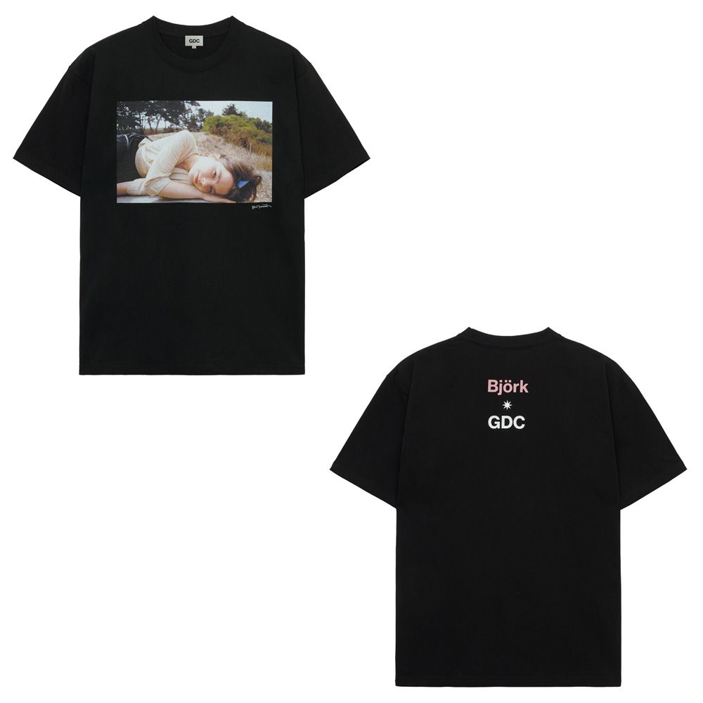 【Bjork by Kevin Cummins×GDC】 Color Tee - BLACK / Tシャツ / GD0583