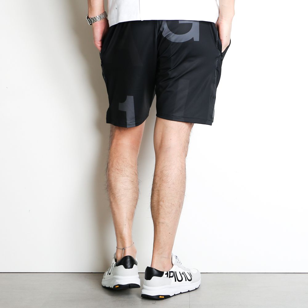 Rash guard SHORTS / ランダムロゴ ラッシュガードハーフパンツ / USB-21012