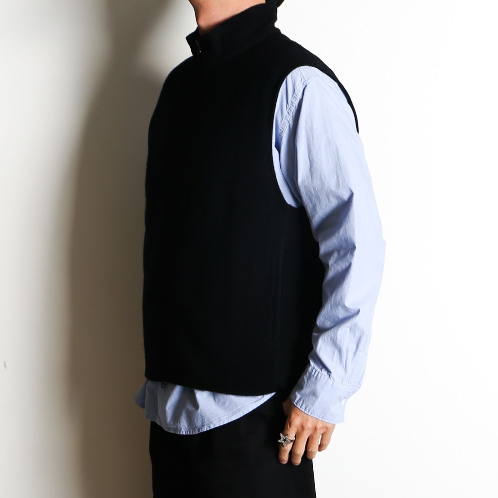 ZIP UP VEST - BLACK / スーパー130s ウールナッピング - ジップアップベスト / M25D10CS03A