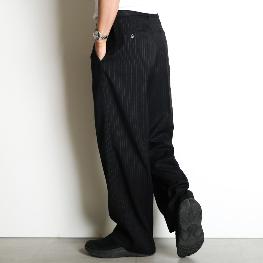 VICTIM - 【ラスト1点-サイズ3】 STRIPE BUGGY SLACKS - BLACK