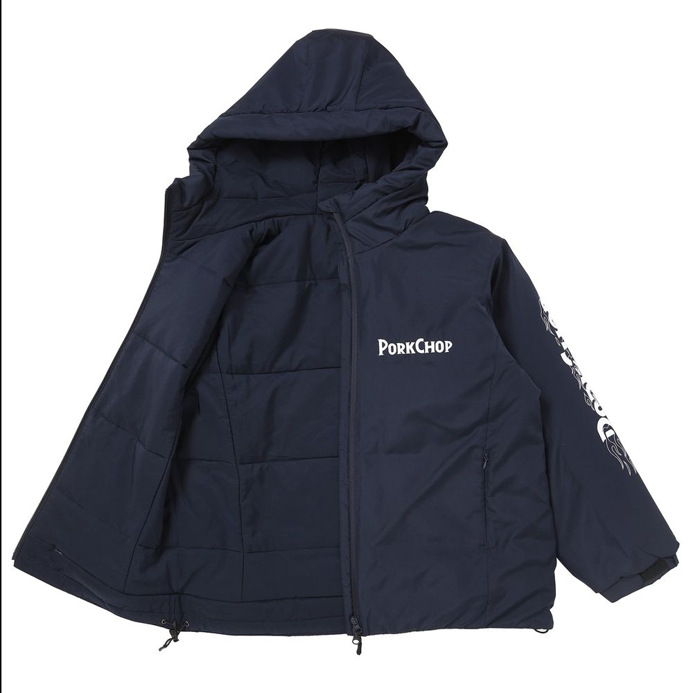 BURNING LOGO HOODED JKT / 中綿フーデッドジャケット