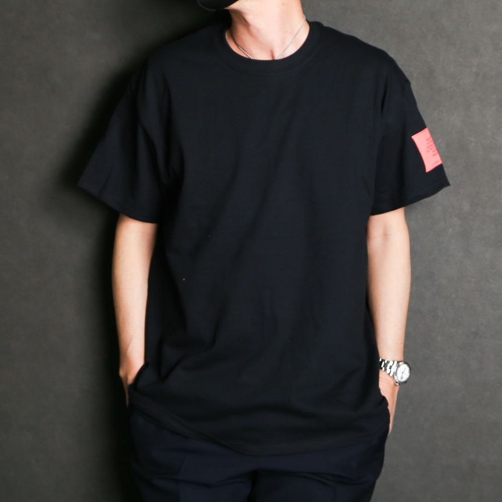 CREW NECK SHORT SLEEVE T-SHIRT / 9211-CS83 pieces