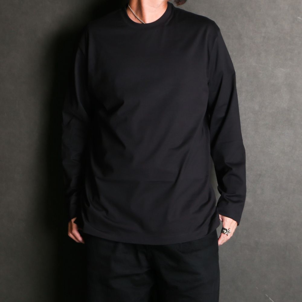 U GFX LS TEE / JN4880