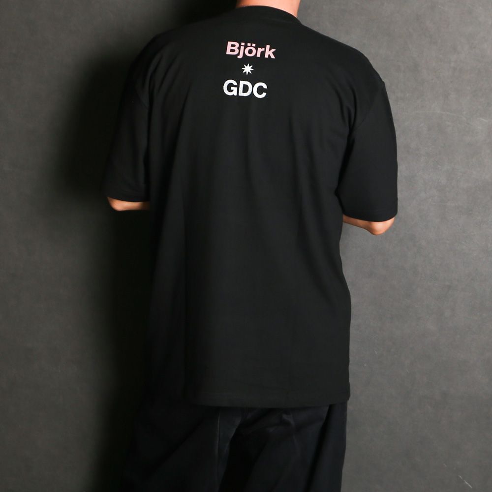 【Bjork by Kevin Cummins×GDC】 Monochrome Tee - BLACK / Tシャツ / GD0584