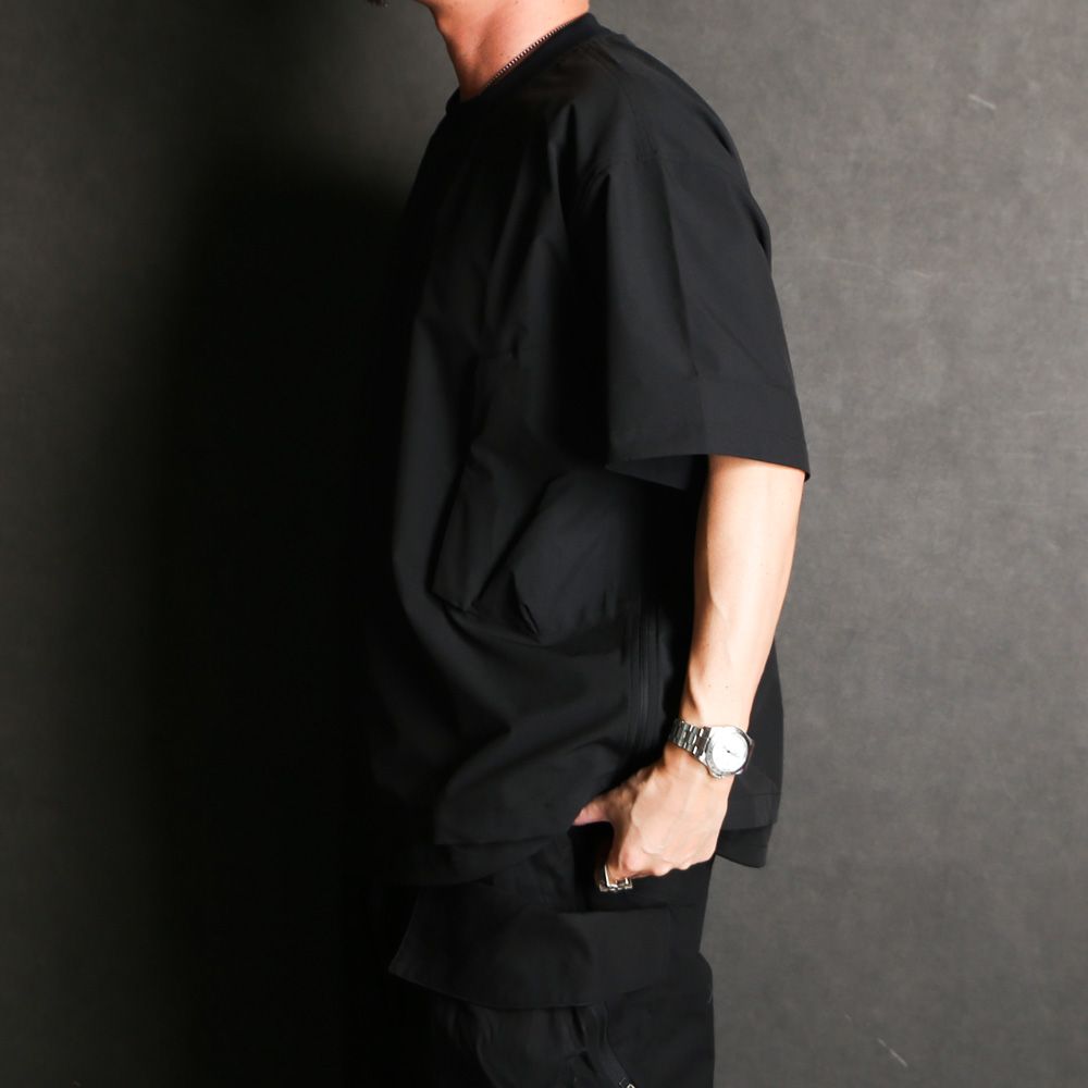 【ラスト1点-サイズ1】 THE DEFORMED S/S PULLOVER WITH UTILITY POCKETS - BLACK / 2501006