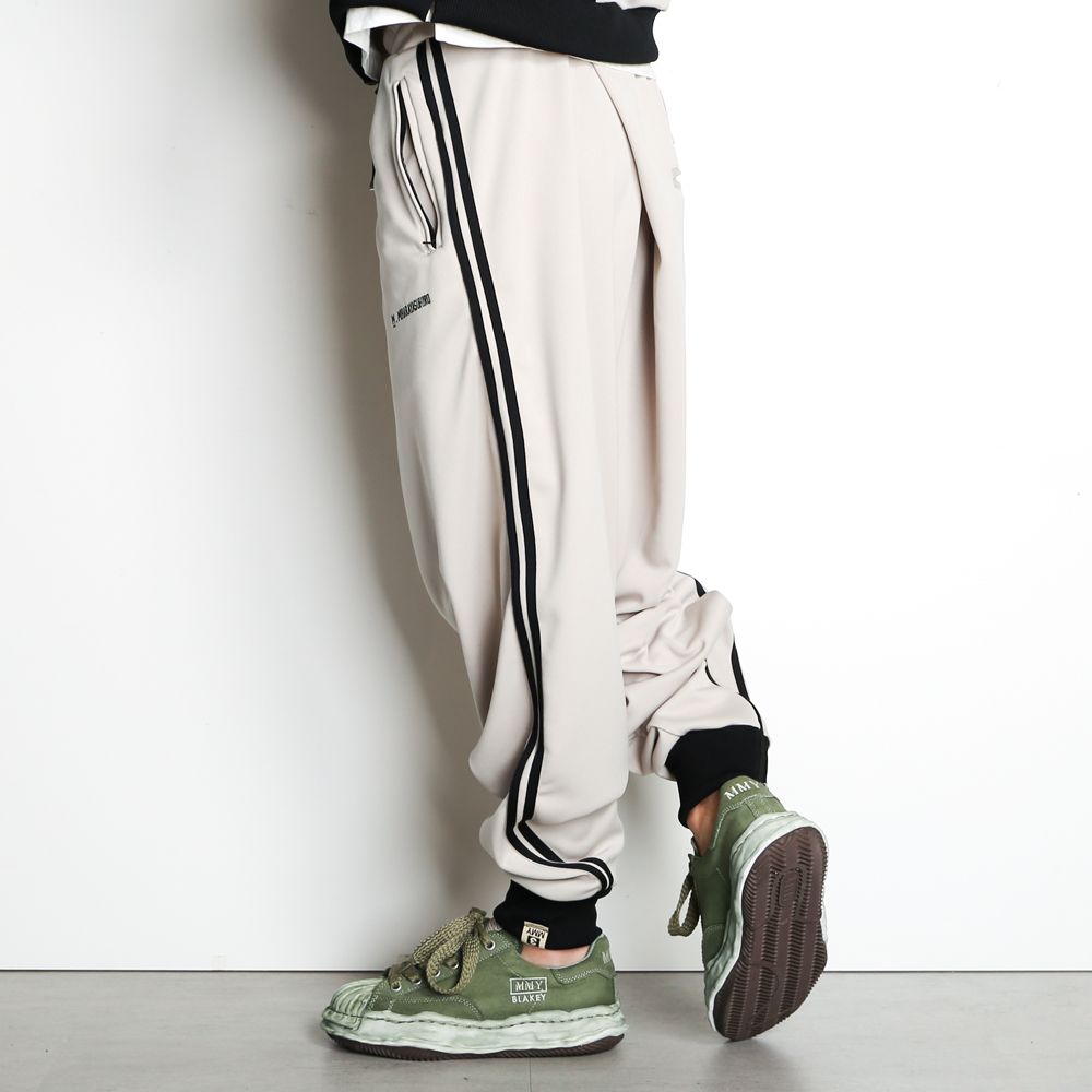 Maison MIHARA YASUHIRO - twisted track pants / A08PT642 | chemical