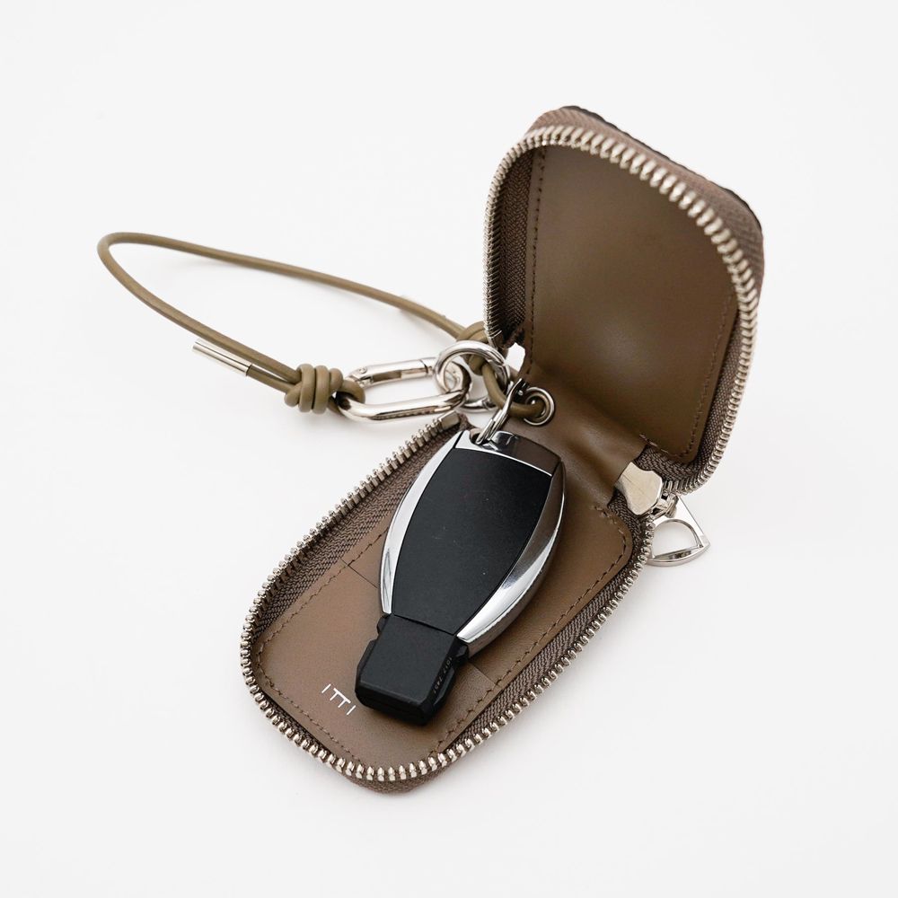 CRISTY SMART KEY CASE / DIPLO FJORD / YELLOW / ITTI-WLT-030-DF