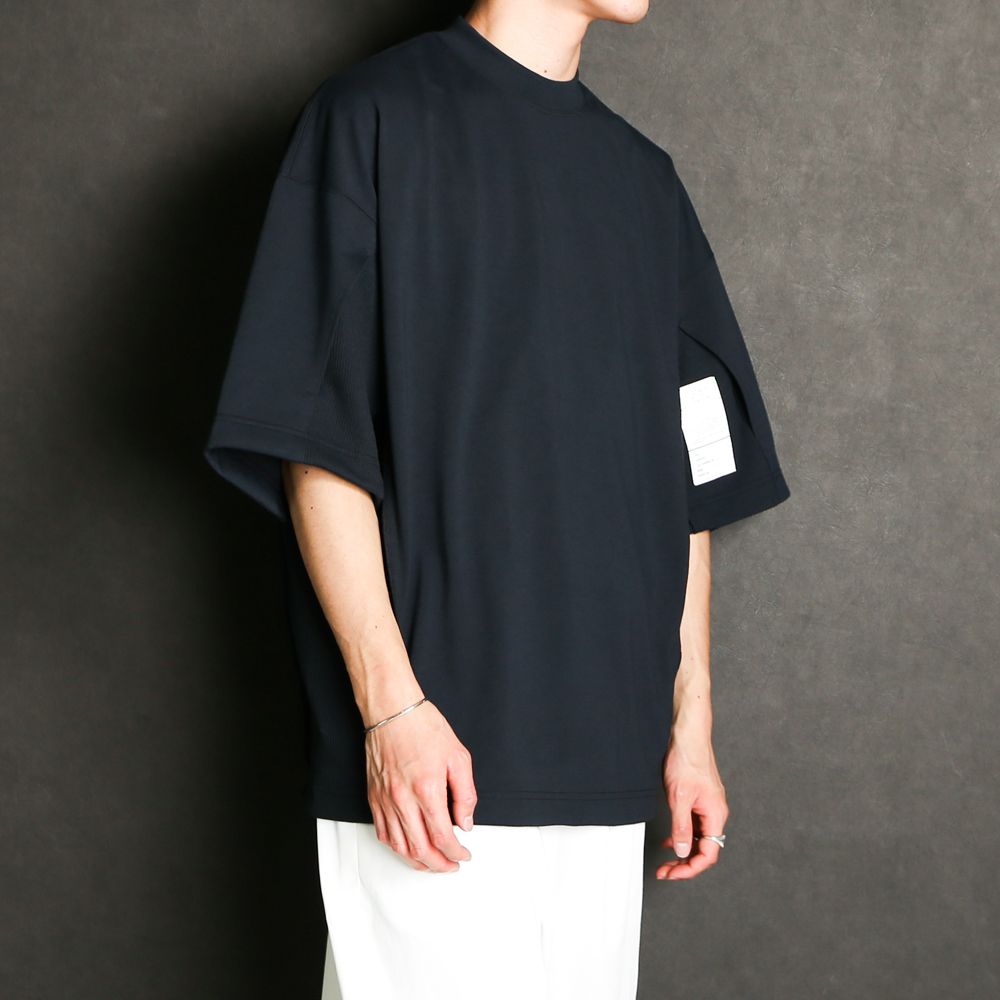 POCKET T-SHIRT / 9211-CS11-027 pieces