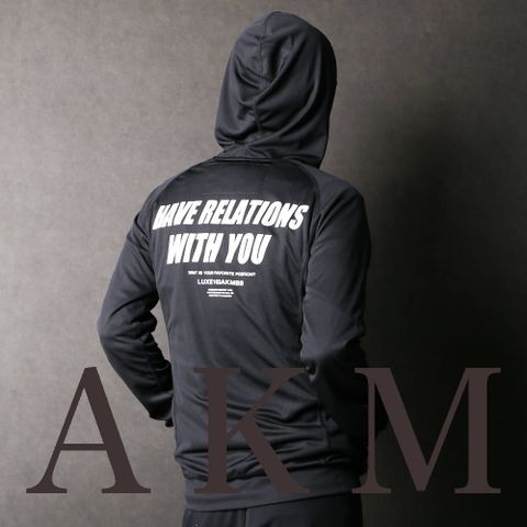 AKM 史上「MAX」に伸縮