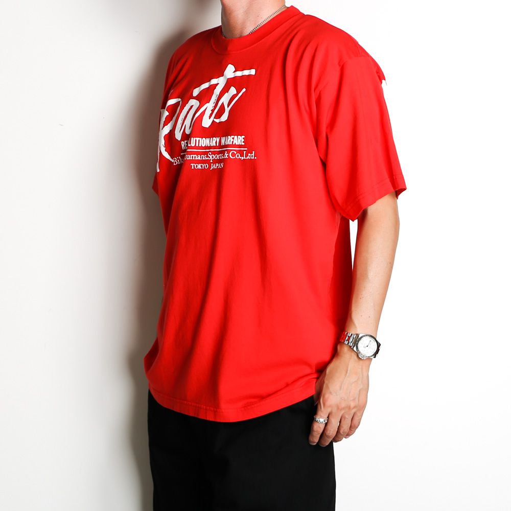 RATS - 【ラスト1点-サイズS】 SCRIPT BIG LOGO TEE / プリント T