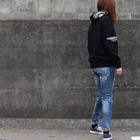 RATS×TMT(女性モデル173cm)