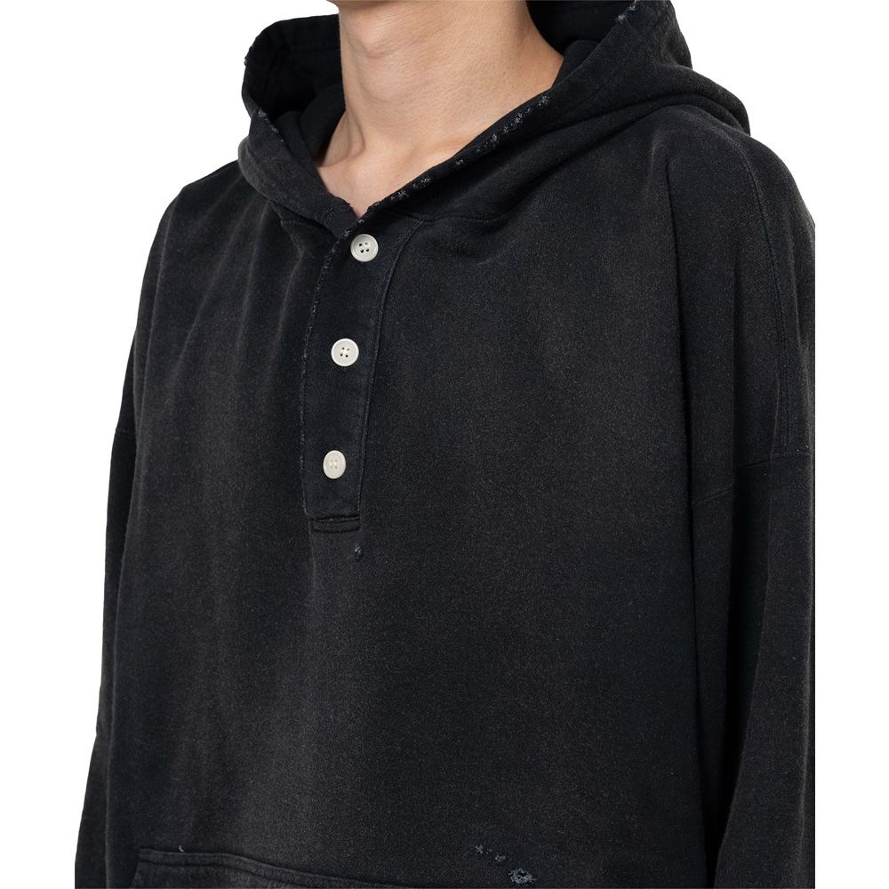 Distressed Henry Neck Hoodie - BLACK / ヘンリーネック フーディー / G15HD077