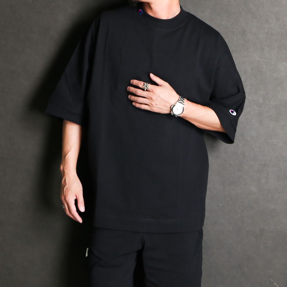× Champion / CREWNECK T-SHIRT / C8-Z345