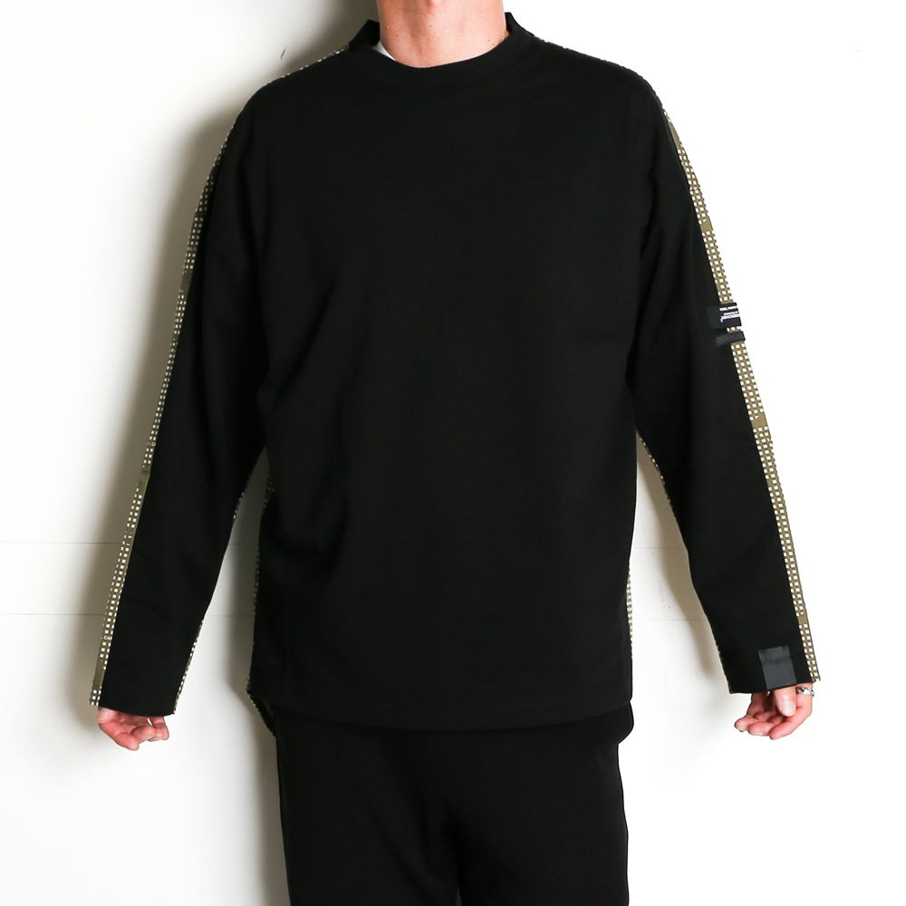 LONG SLEEVE T-SHIRT / REBEL FABRIC by UNDERCOVER / 2212-CS13-018 peg